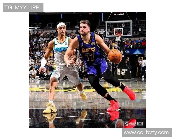 湖人强势统治篮板战场前场篮板狂揽24个总数领先对手17个